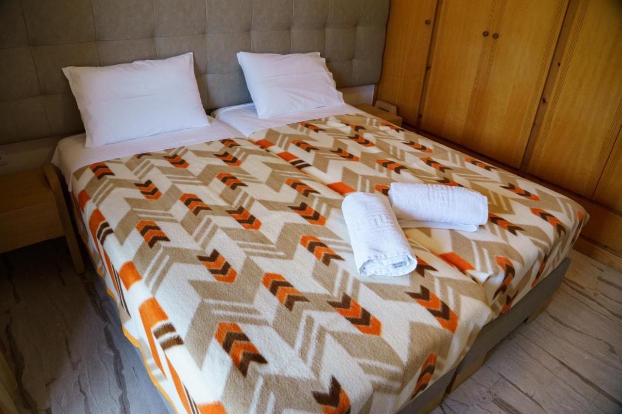 بارغا Zotos Rooms المظهر الخارجي الصورة
