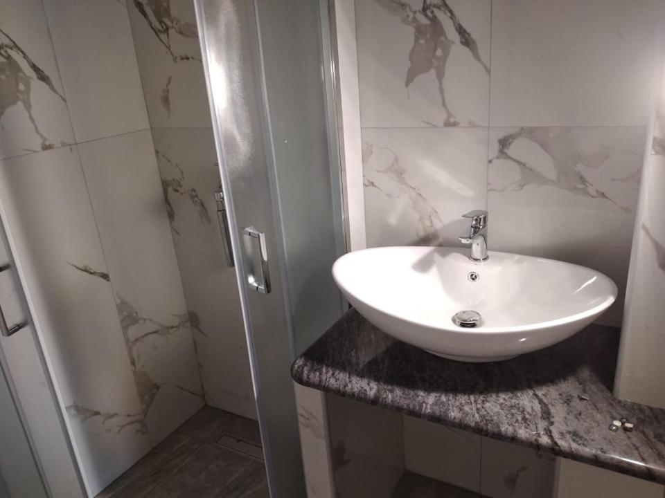 بارغا Zotos Rooms المظهر الخارجي الصورة